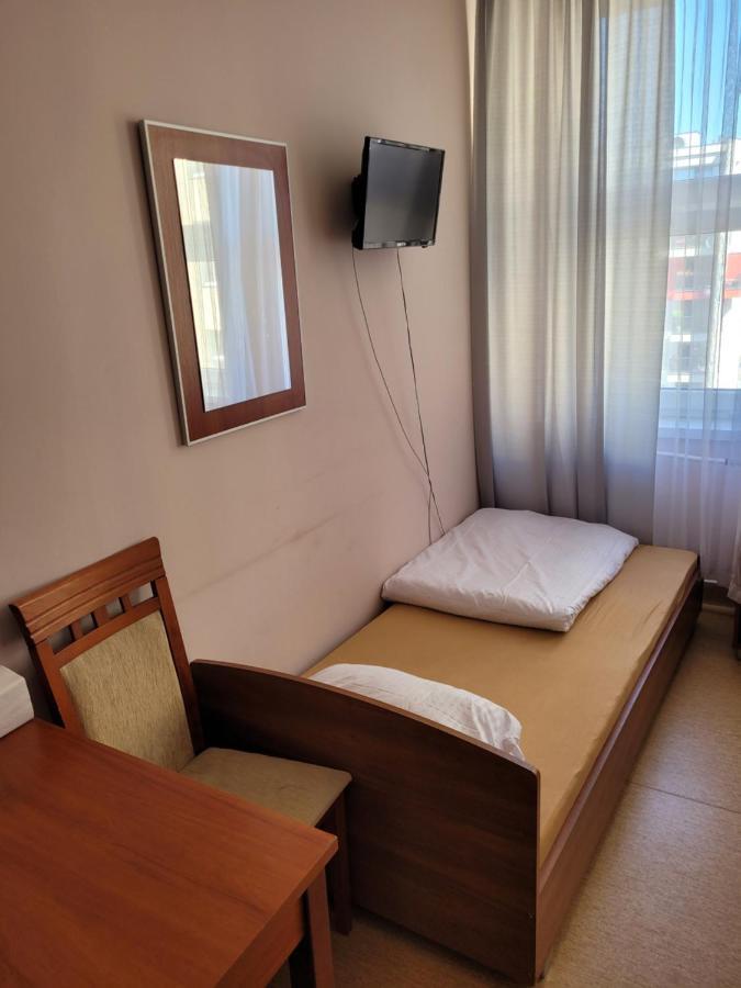 Dom Opieki Nestor Hotel Warsaw Exterior photo